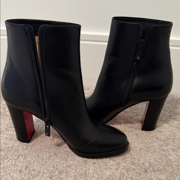 Christian Louboutin - Sleek Black Ankle Booties - Picture 3 of 6